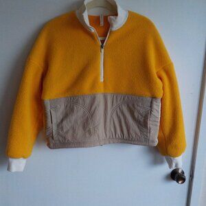 Fabletics Pullover Fleece Jacket - Cropped Style - Yellow Size Small  (241)
